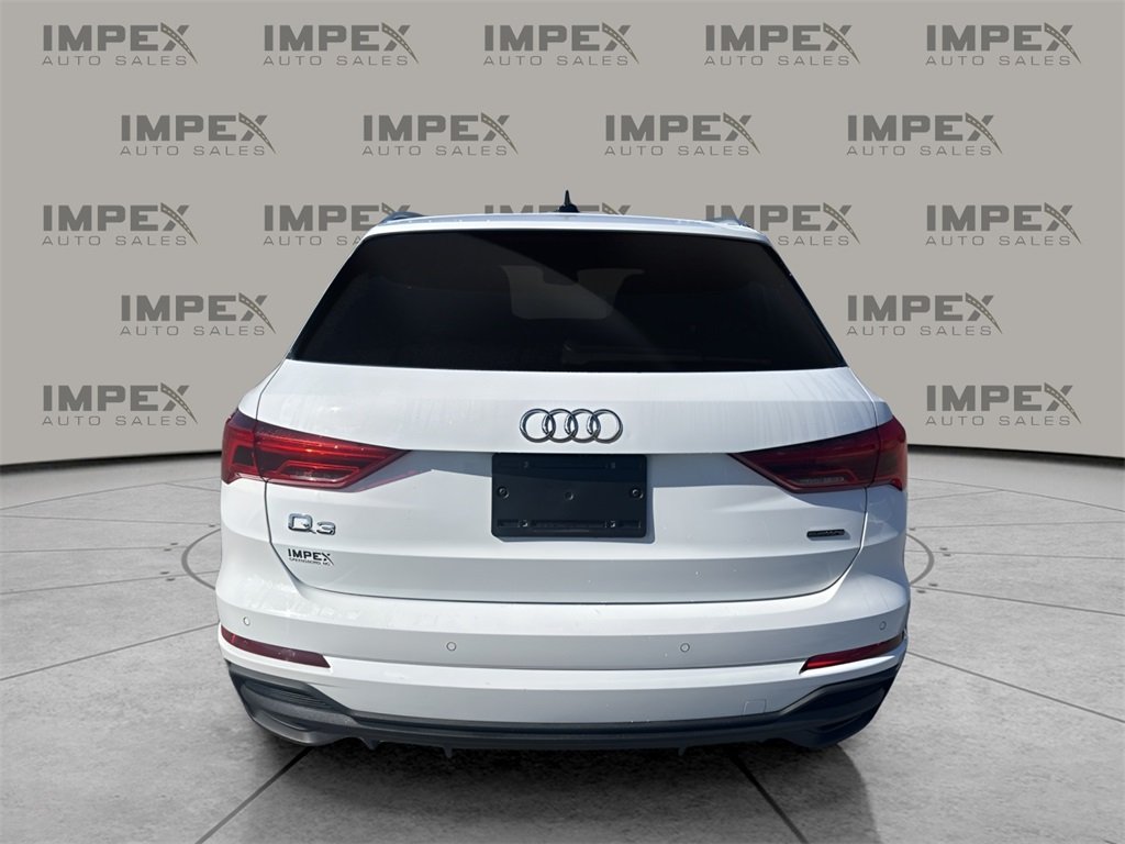 2023 Audi Q3 S line Premium photo 4