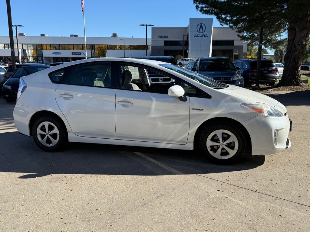2012 Toyota Prius Five photo 6