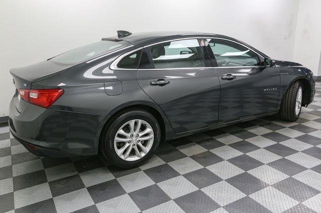 2018 Chevrolet Malibu Hybrid Base photo 8