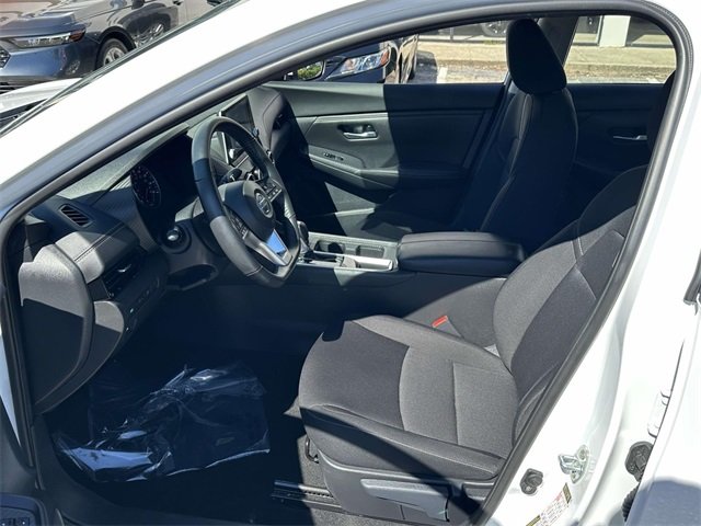 2022 Nissan Sentra SV photo 13