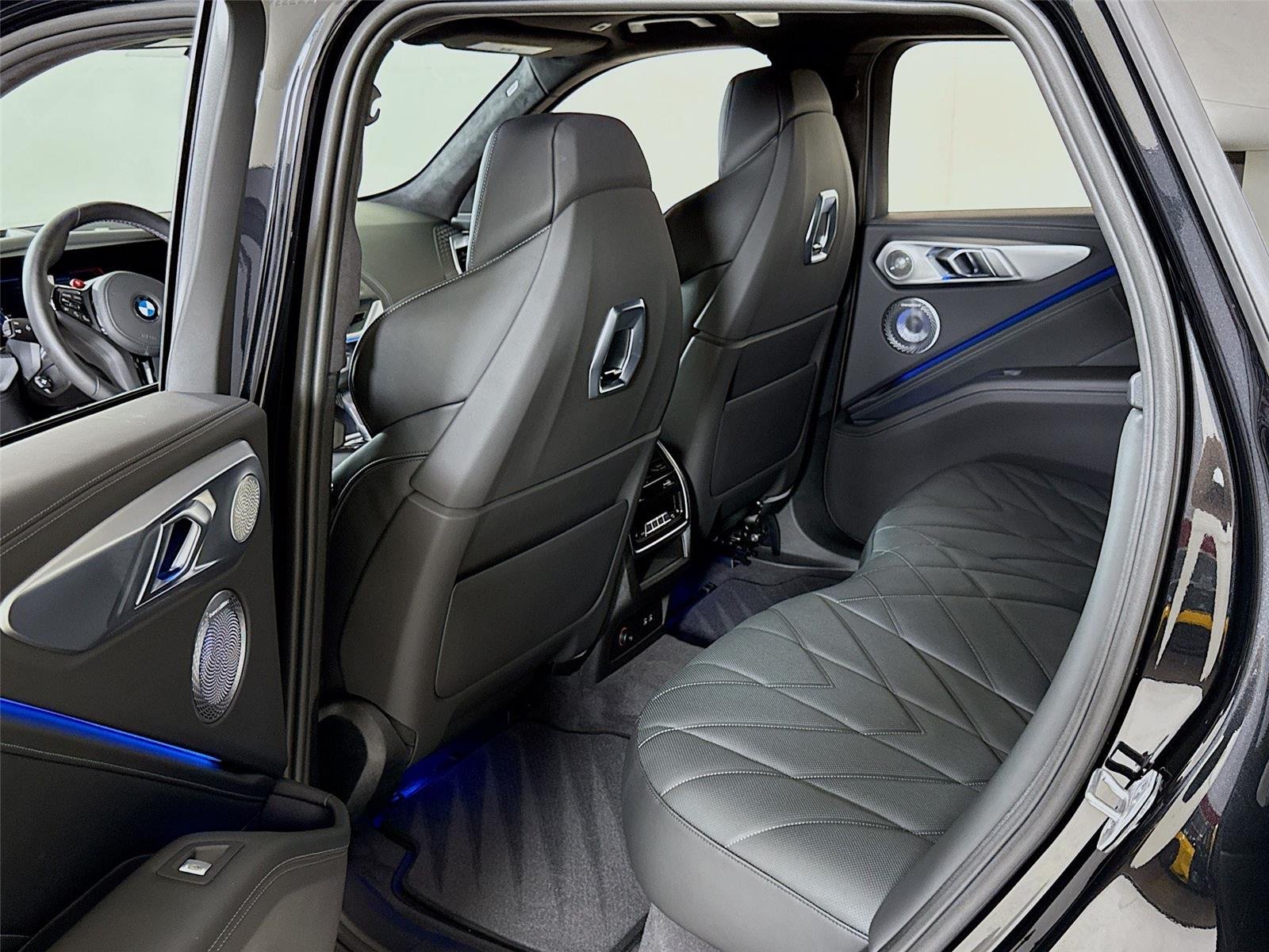 2025 Bmw XM photo 18
