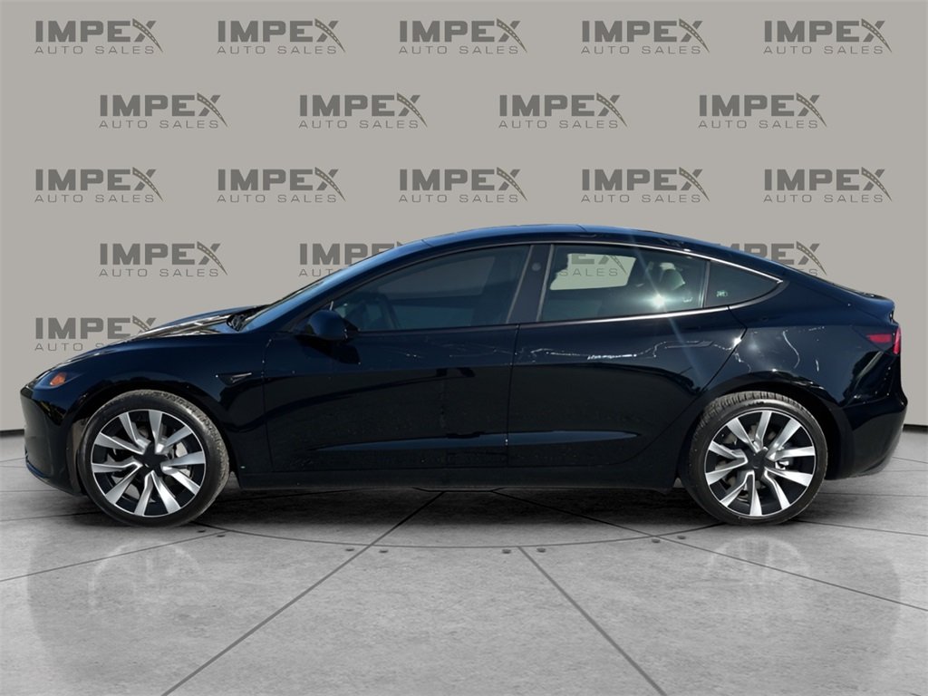 2024 Tesla Model 3 photo 2