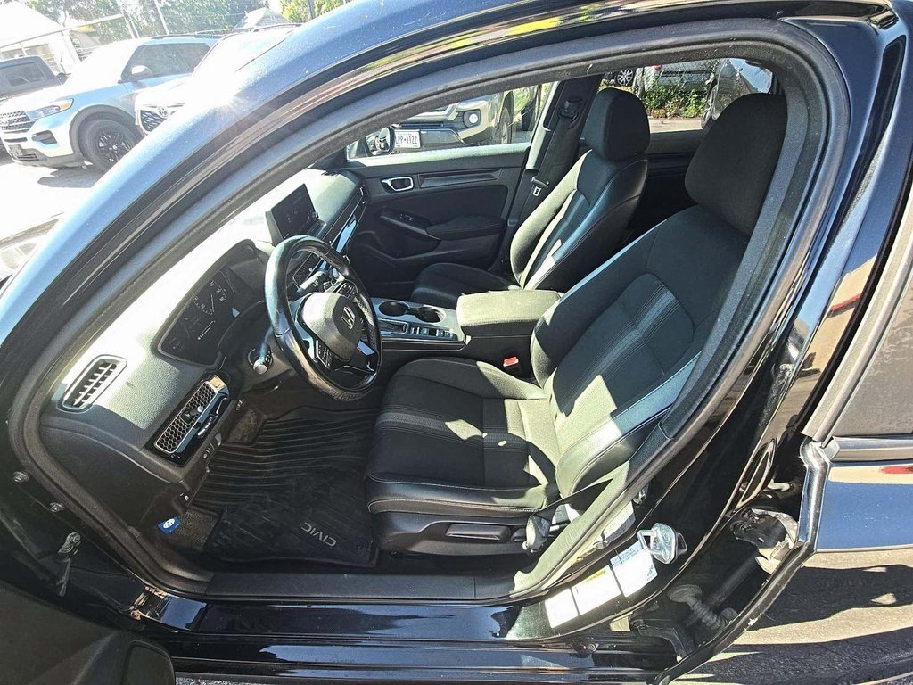 2022 Honda Civic Sport photo 2