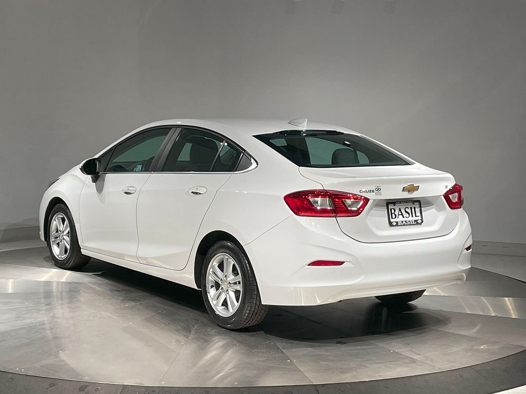 2018 Chevrolet Cruze LT photo 11