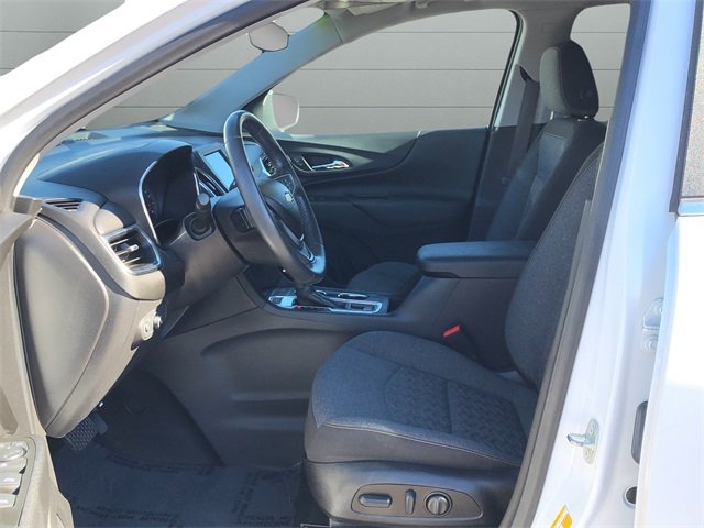 2022 Chevrolet Equinox LT photo 4