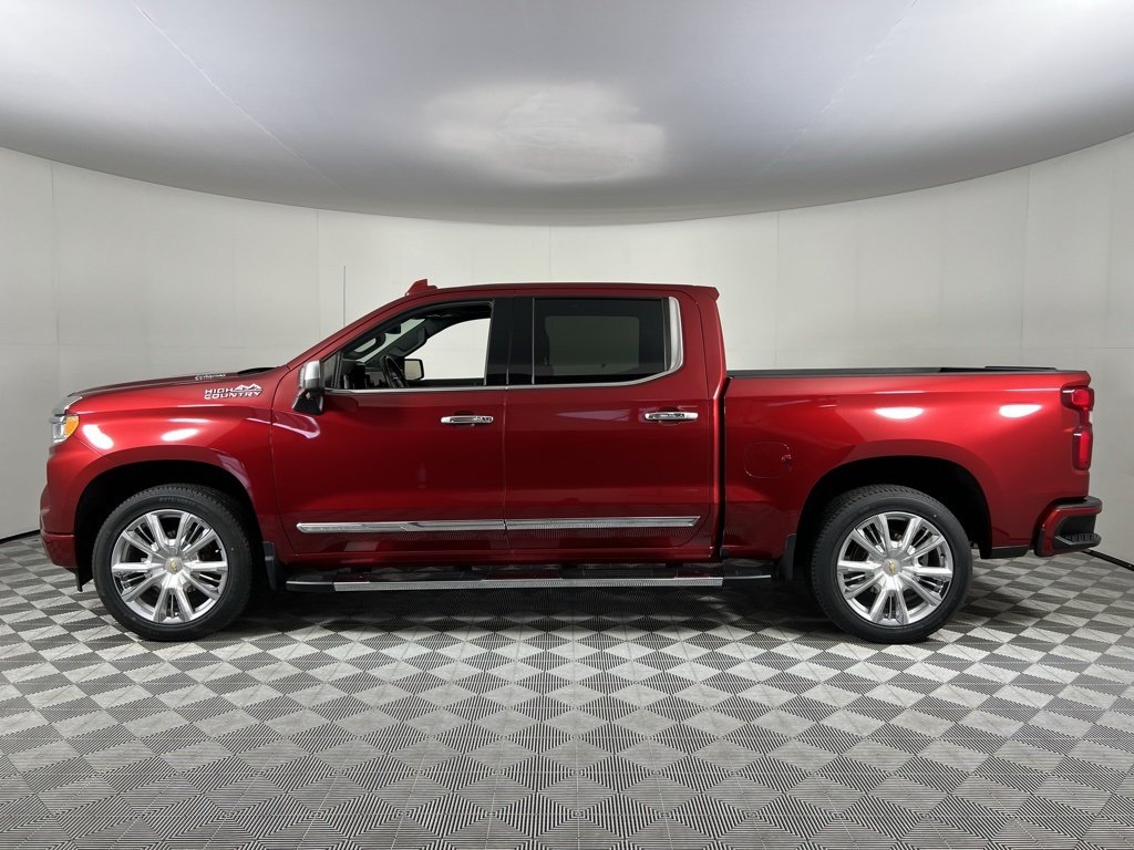 2024 Chevrolet Silverado 1500 High Country photo 4