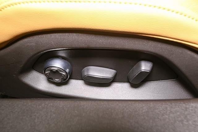 2021 Chevrolet Corvette Stingray 2LT photo 38