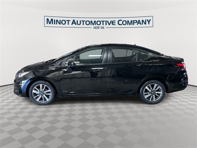 2023 Nissan Versa 1.6 SV photo 5