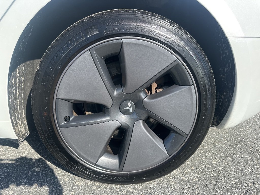 2023 Tesla Model 3 photo 26