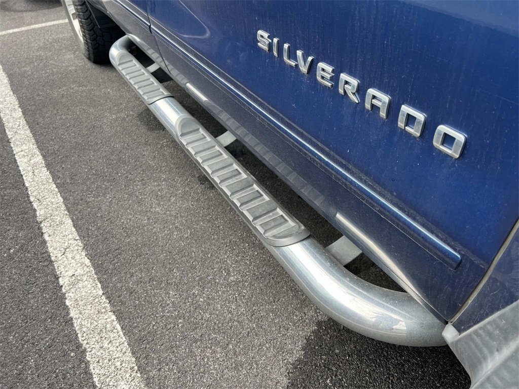 2017 Chevrolet Silverado 1500 LT photo 7