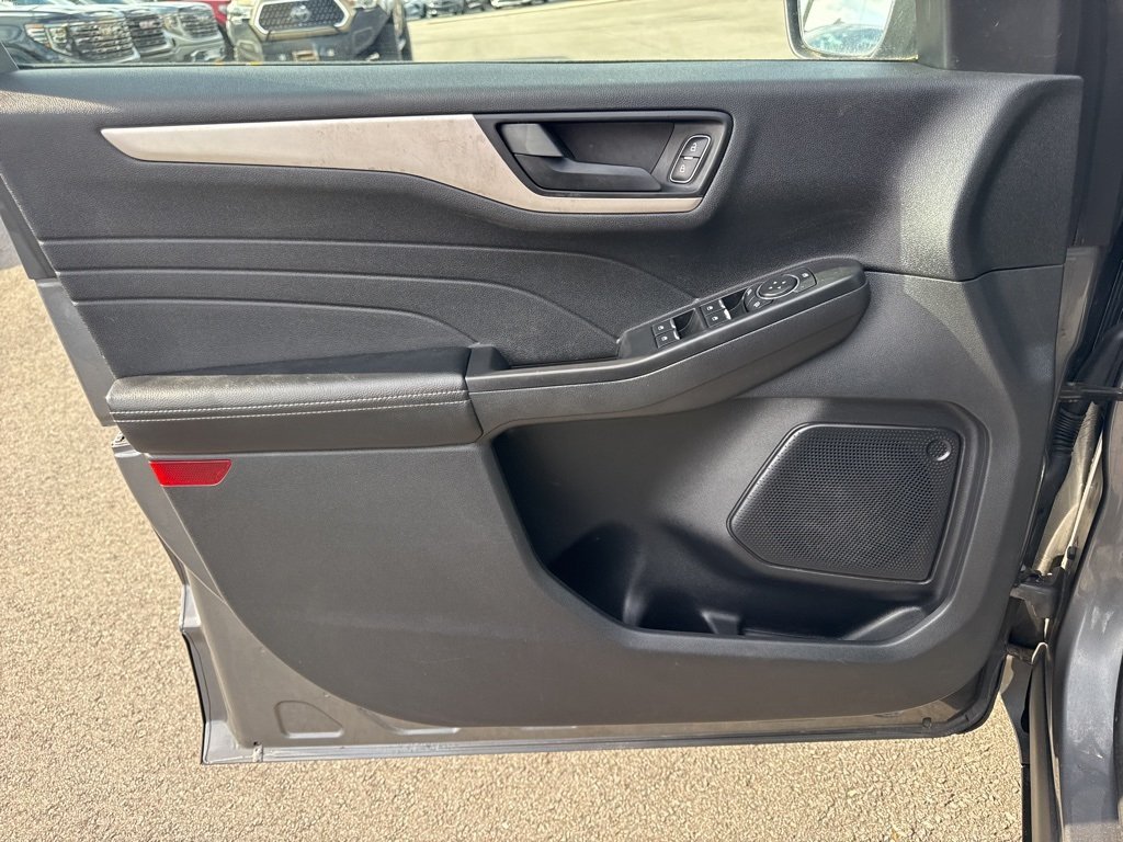 2022 Ford Escape SE photo 20