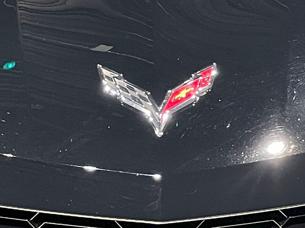 2015 Chevrolet Corvette Stingray 2LT photo 16