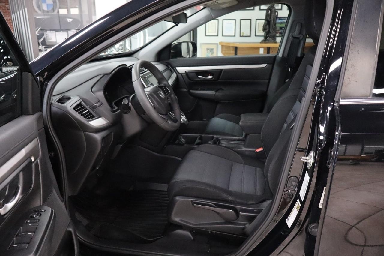 2017 Honda CR-V LX photo 8