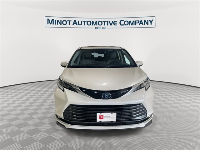 2021 Toyota Sienna Limited photo 3