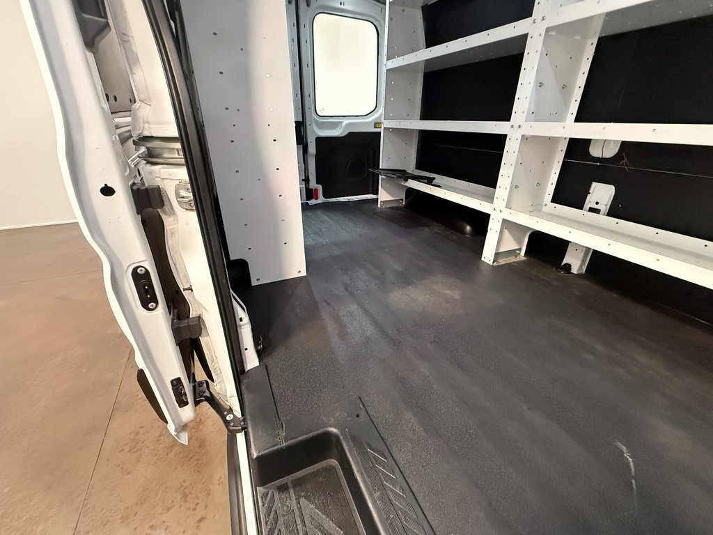 2020 Ford Transit photo 13