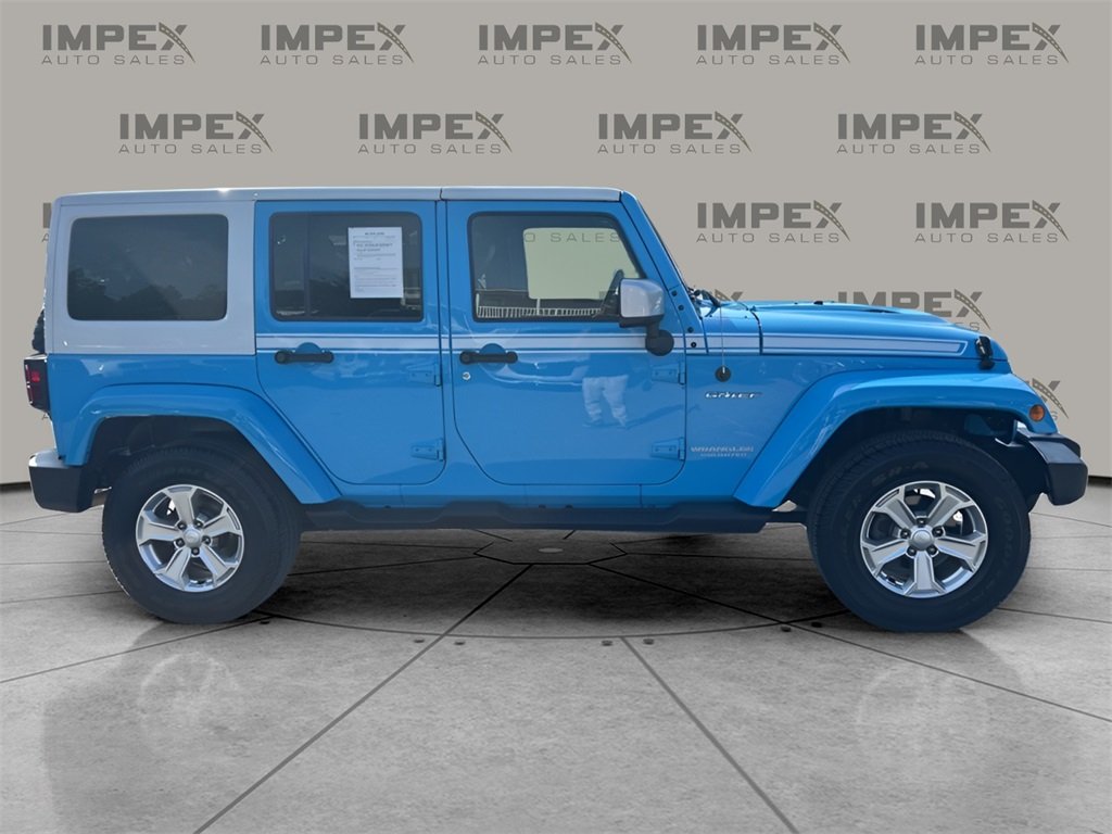 2017 Jeep Wrangler Unlimited Sahara photo 5