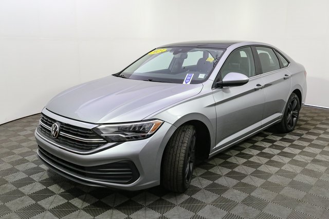 2023 Volkswagen Jetta 1.5T SE photo 3
