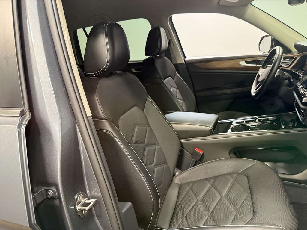 2025 Volkswagen Atlas SE Technology photo 54