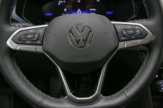 2024 Volkswagen Taos SE photo 28