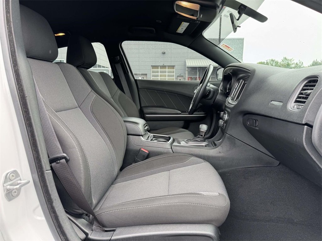 2019 Dodge Charger SXT photo 14