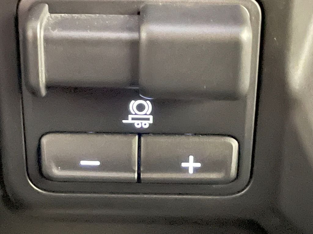 2020 Chevrolet Silverado 1500 RST photo 24