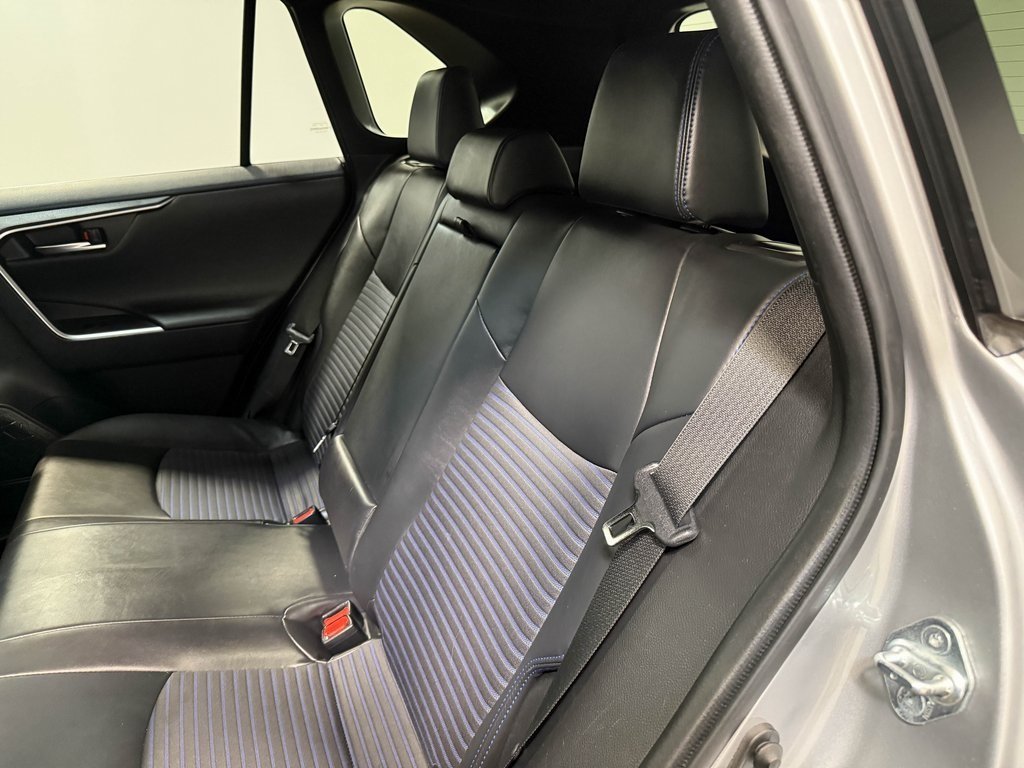 2019 Toyota RAV4 Hybrid XSE photo 44
