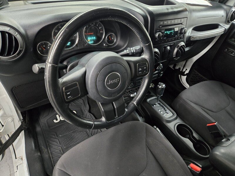 2013 Jeep Wrangler Sport photo 7