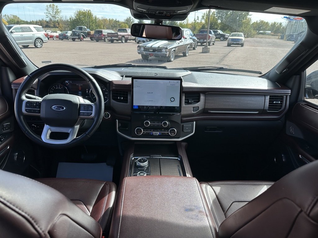 2023 Ford Expedition MAX Limited photo 26