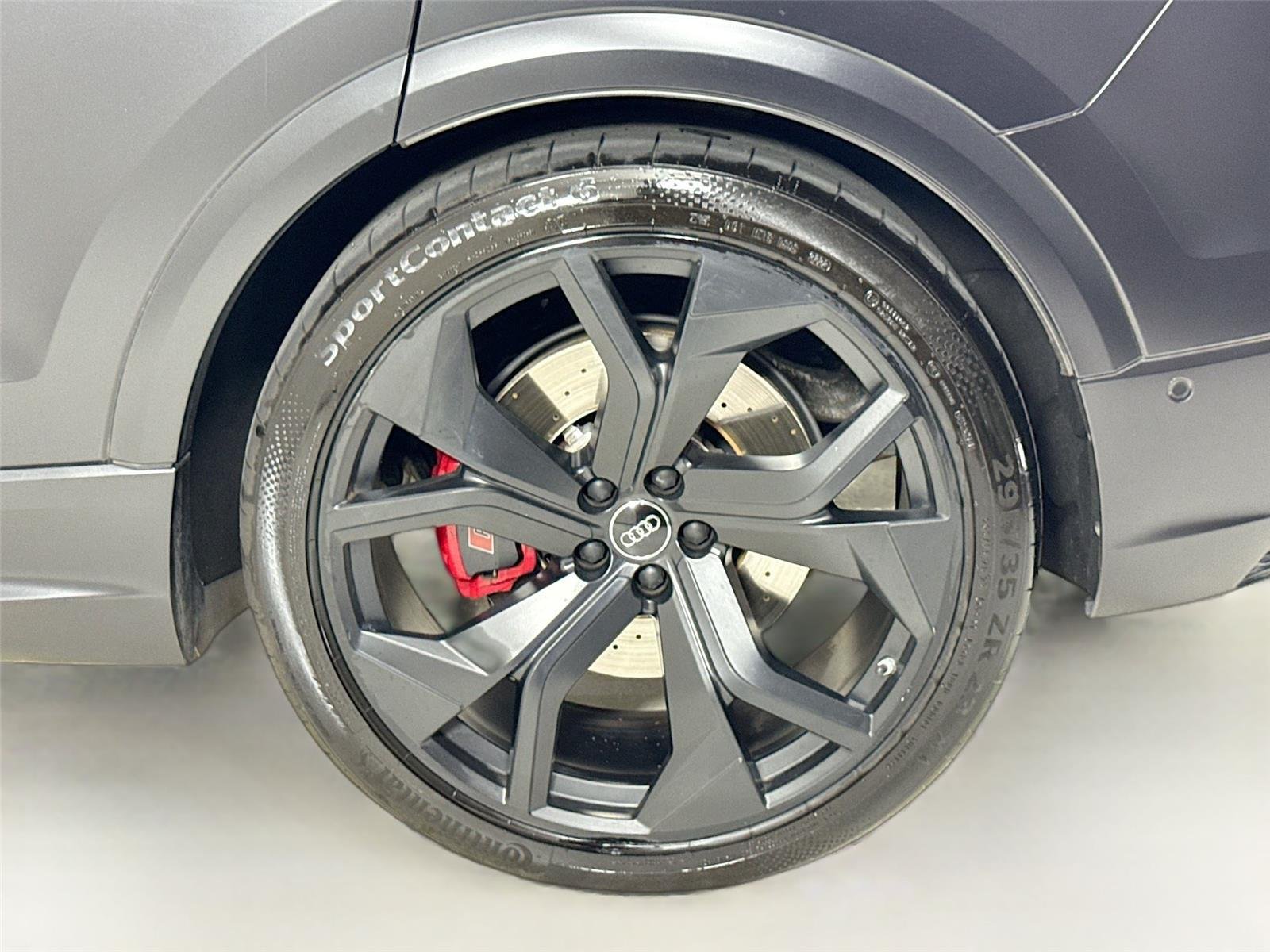 2020 Audi RS Q8 photo 39