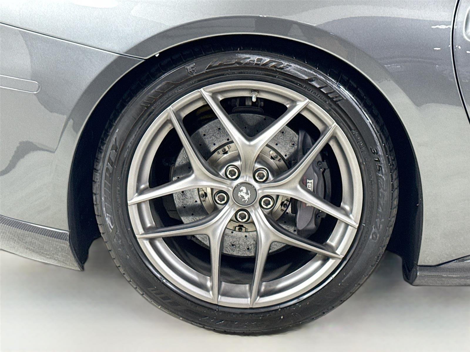 2016 Ferrari F12 Berlinetta Berlinetta photo 39
