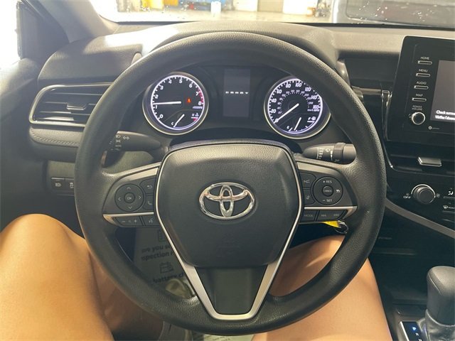2021 Toyota Camry LE photo 14