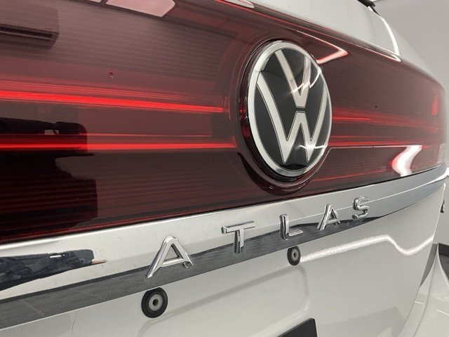 2024 Volkswagen Atlas SEL photo 22
