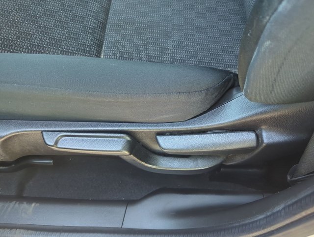 2016 Honda Fit LX photo 12
