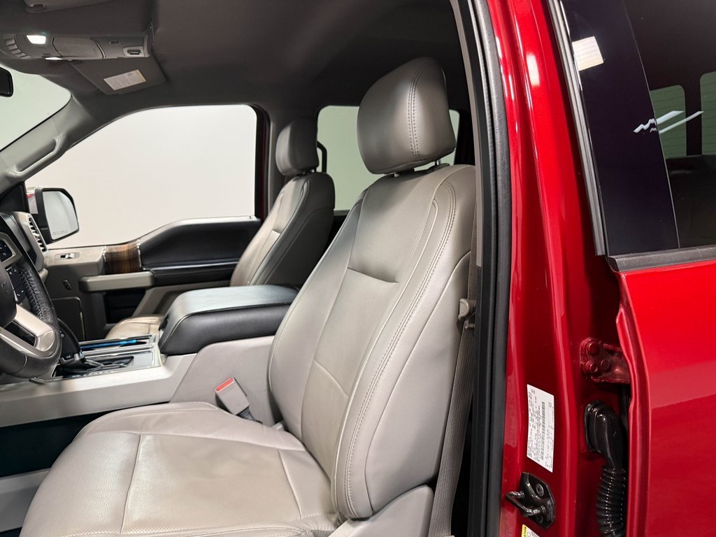 2016 Ford F-150 Lariat photo 53