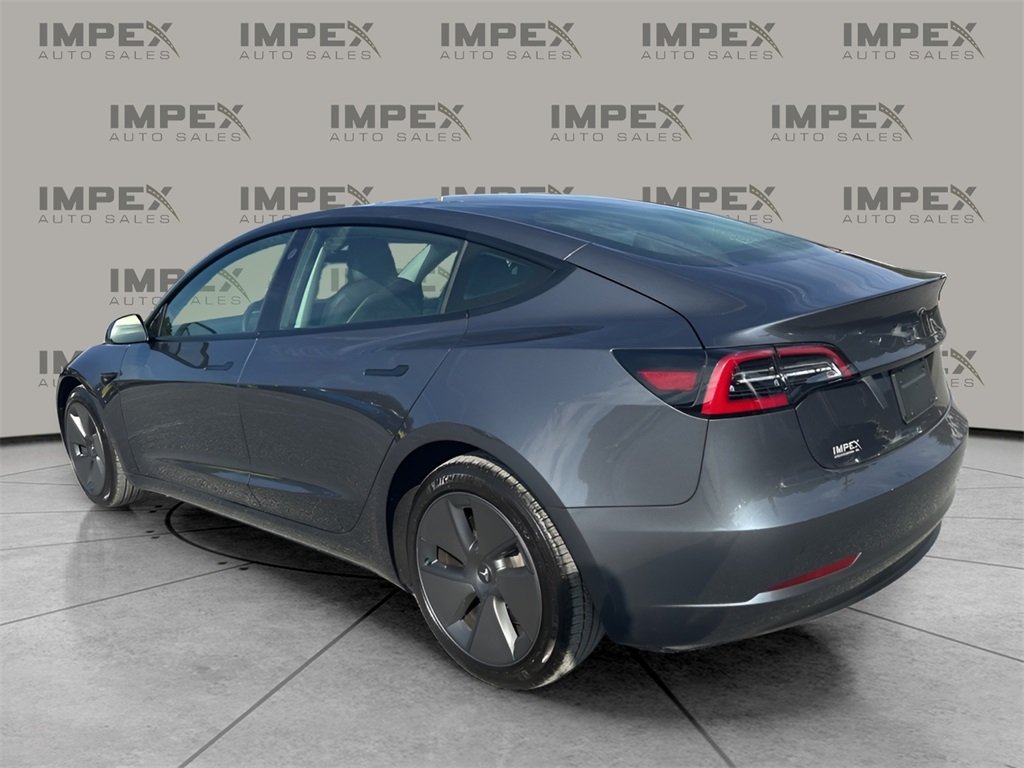 2023 Tesla Model 3 photo 3