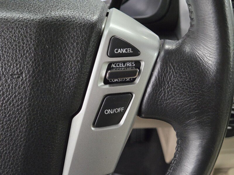 2019 Nissan Titan SV photo 15