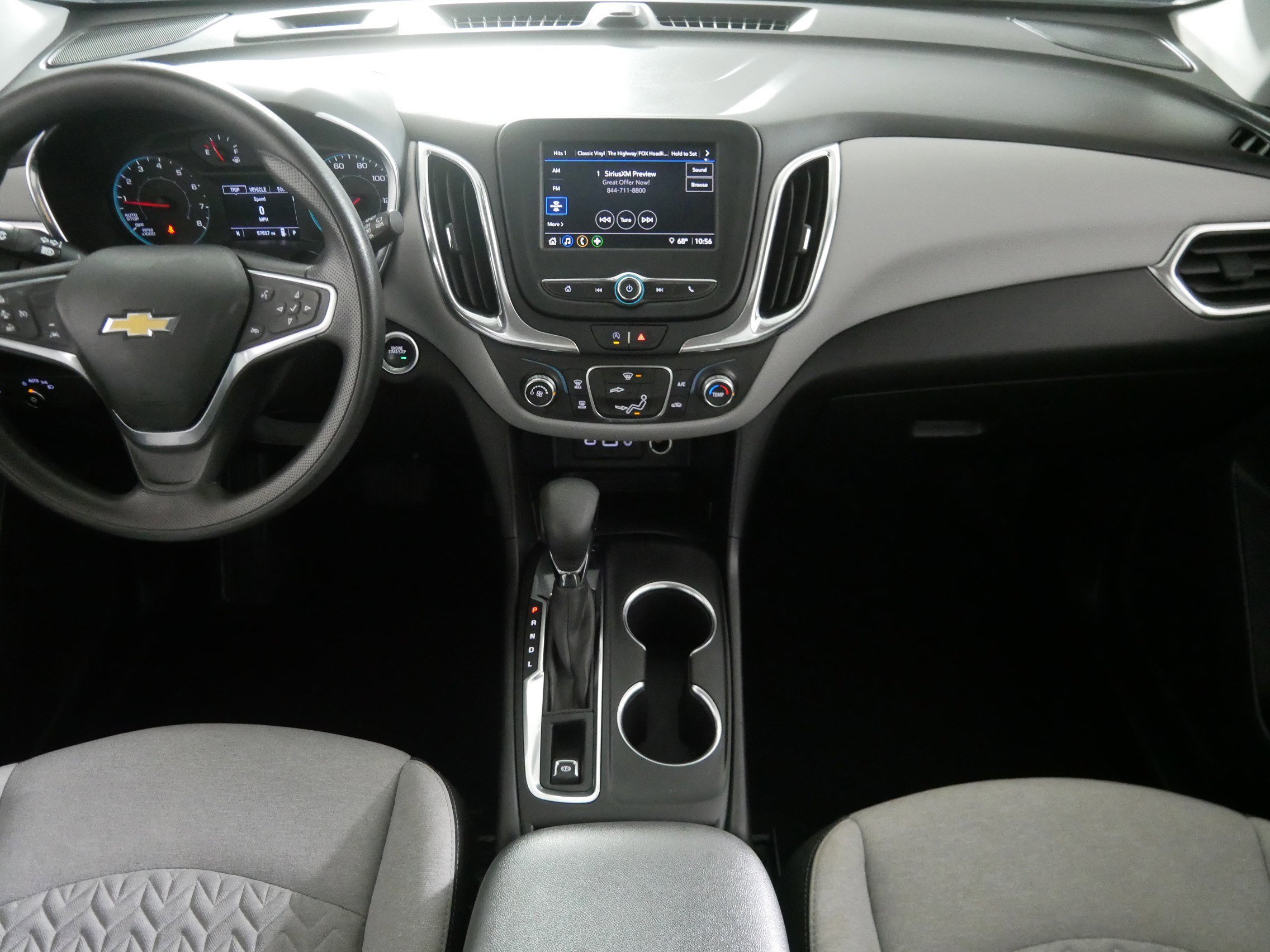 2022 Chevrolet Equinox LS photo 10