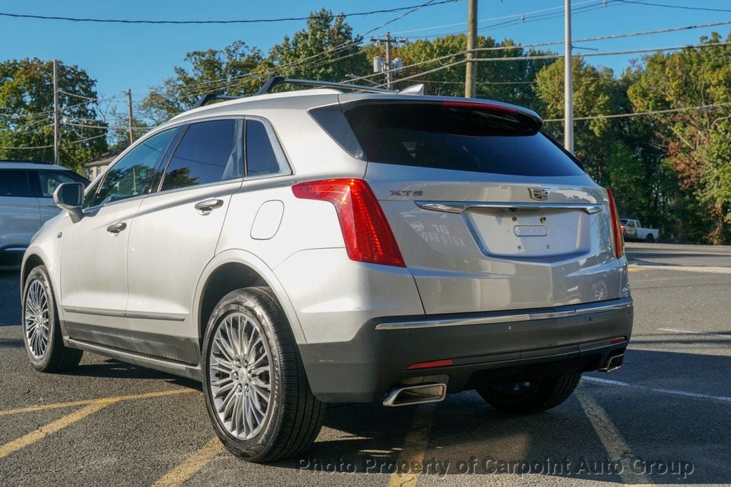 2017 Cadillac XT5 Luxury photo 9