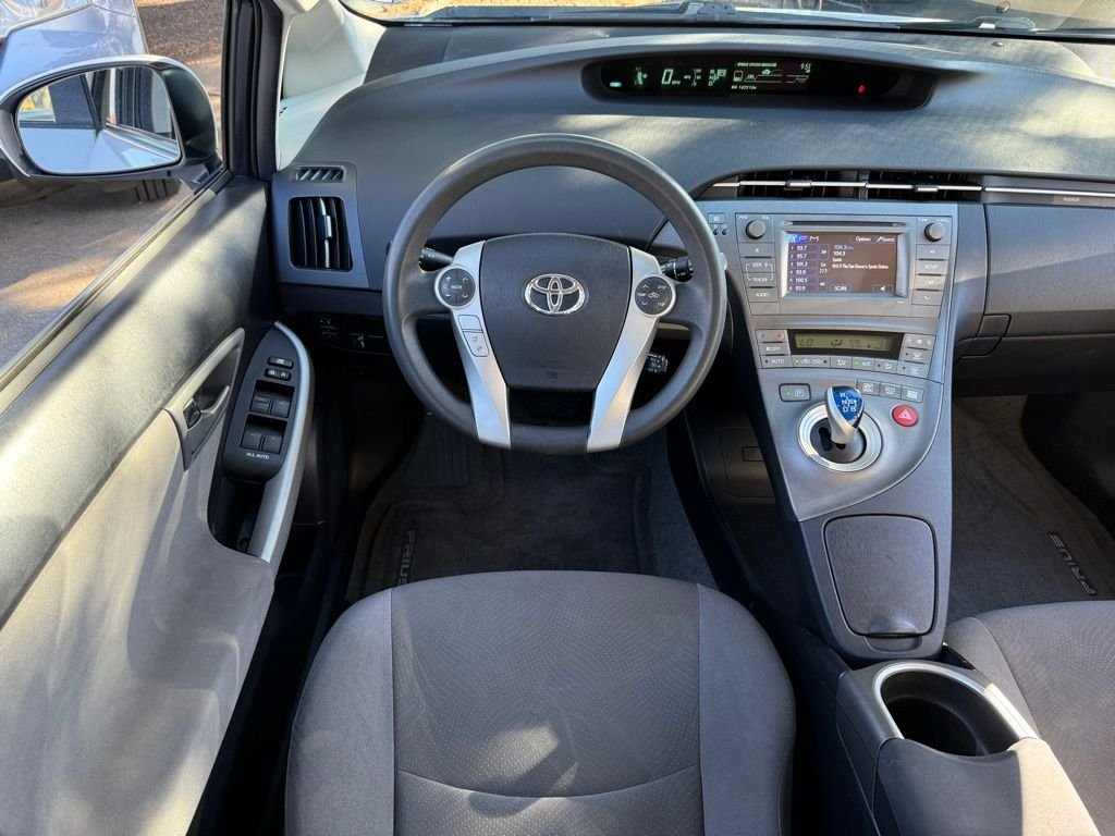 2012 Toyota Prius Five photo 14