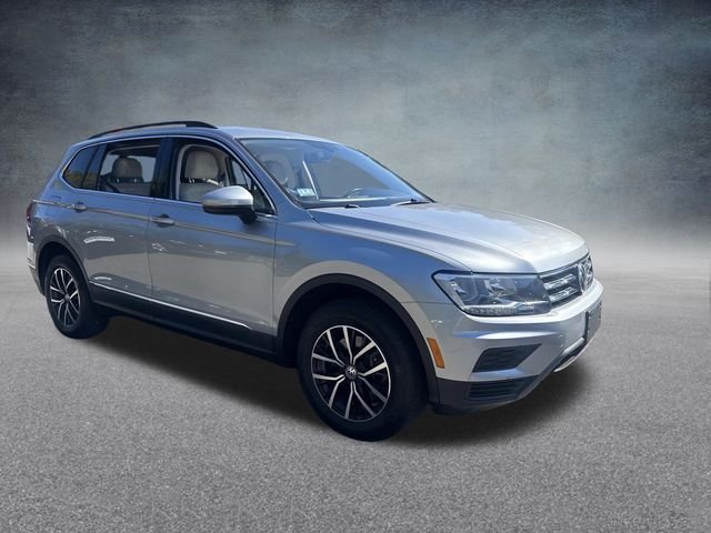 2021 Volkswagen Tiguan SE photo 2