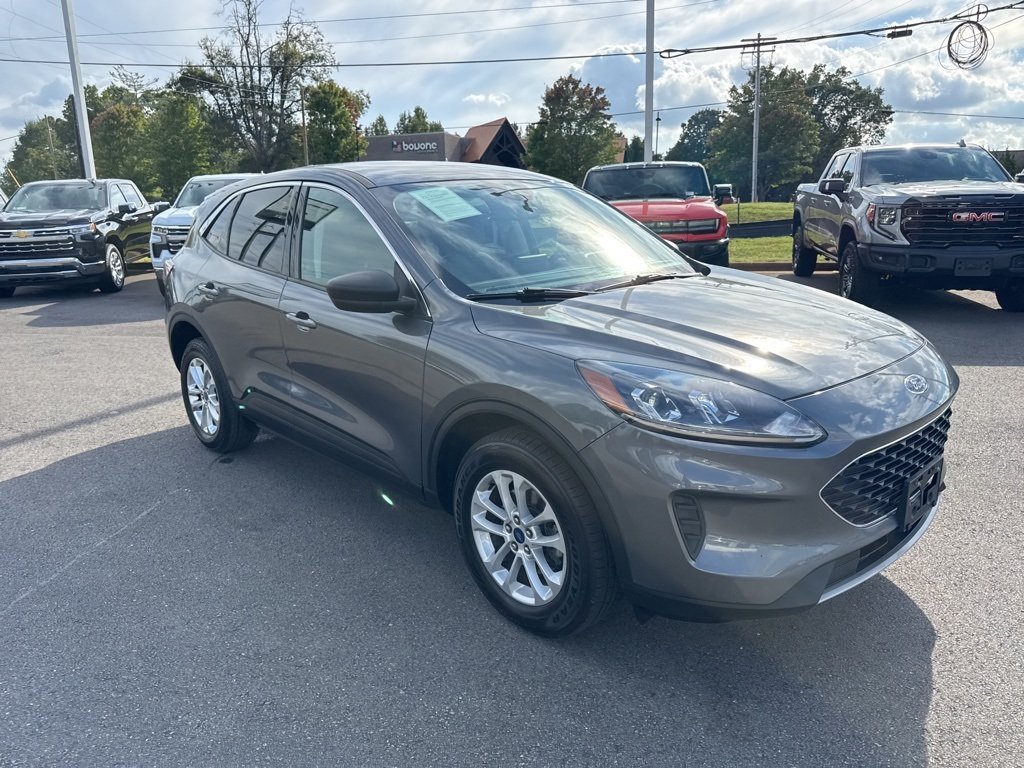 2022 Ford Escape SE photo 6