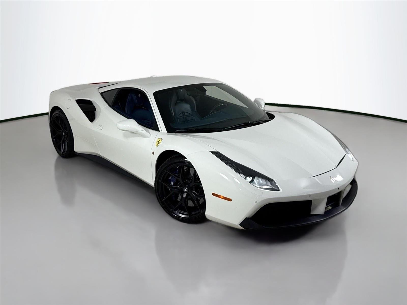 2016 Ferrari 488 GTB photo 33