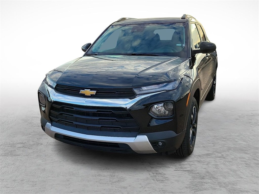 2023 Chevrolet Trailblazer LT photo 3