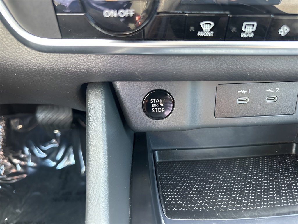 2024 Nissan Rogue SV photo 20