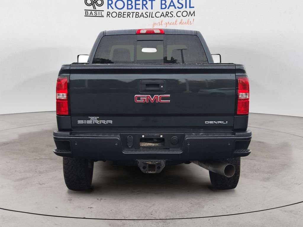 2019 Gmc Sierra HD Denali photo 4