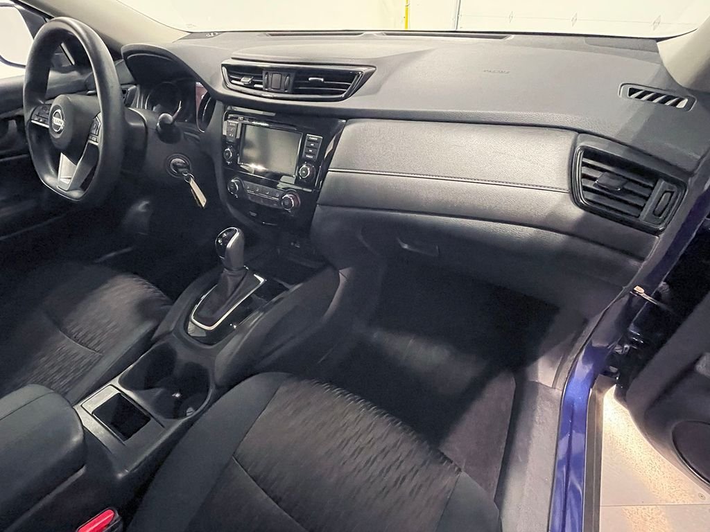 2019 Nissan Rogue S photo 19