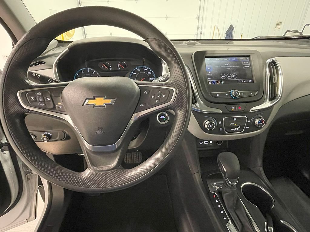 2023 Chevrolet Equinox LS photo 26