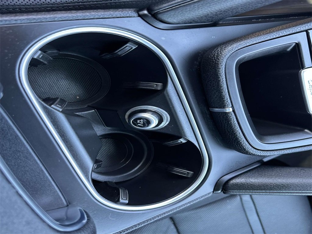 2022 Porsche Cayenne Base photo 21