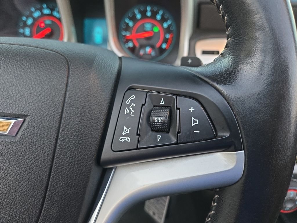 2015 Chevrolet Camaro 1LT photo 24