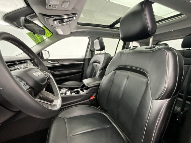 2022 Jeep Cherokee Limited 4xe photo 5